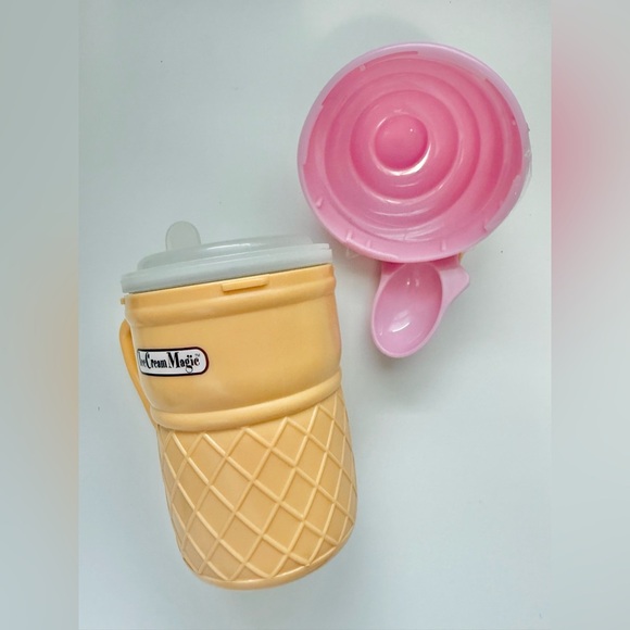 Ice Cream Magic - Personal Ice Cream Maker with instructions - Picture 2 of 8